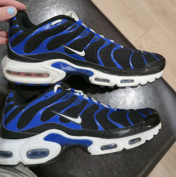 Nike Air Black with Blue Highlights Sneakers - Picture 3 of 7